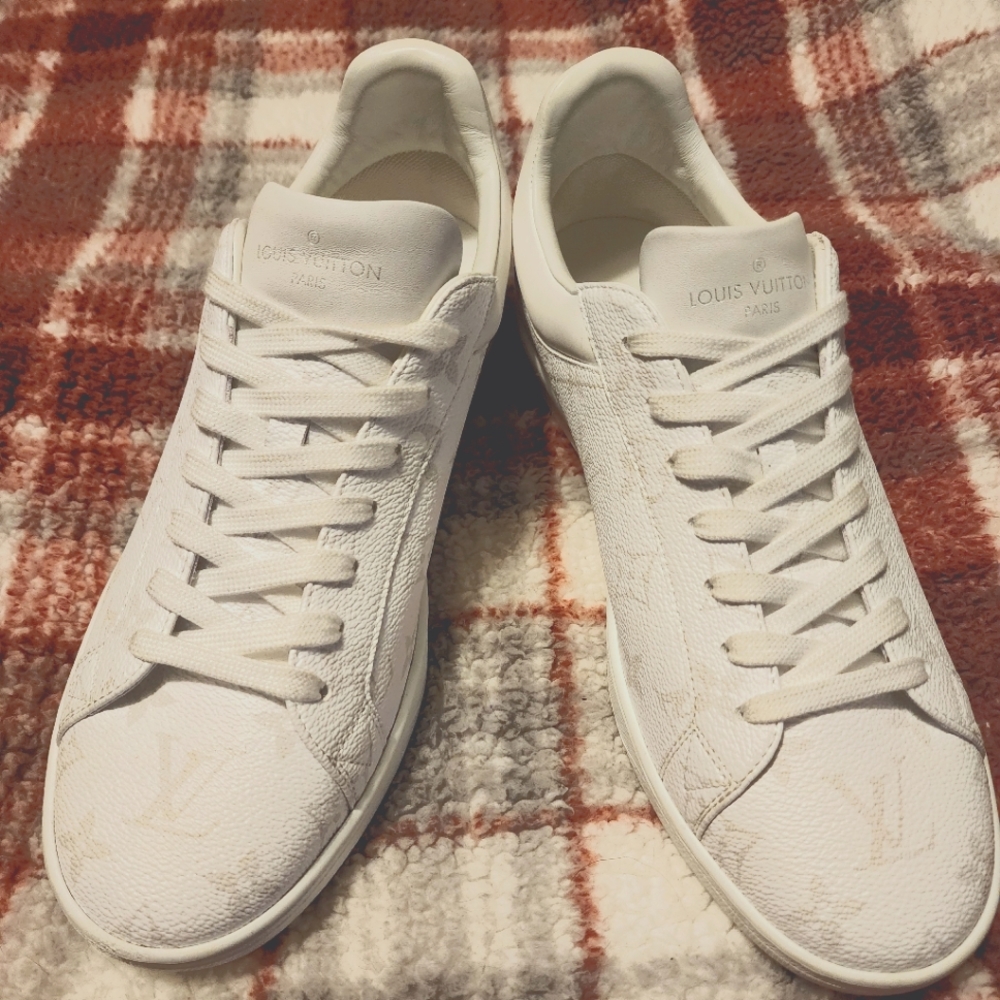 Louie Vuitton White Monogram Shoes